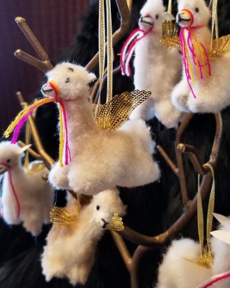 Mini Alpaca Figure (without wings & ribbon)